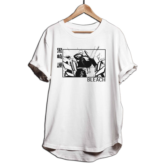 Ichigo Battling Manga Bleach T-Shirt - Wolf & Bear